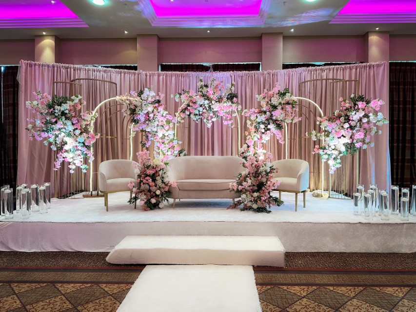 Gold arch variation 3 (Custom)